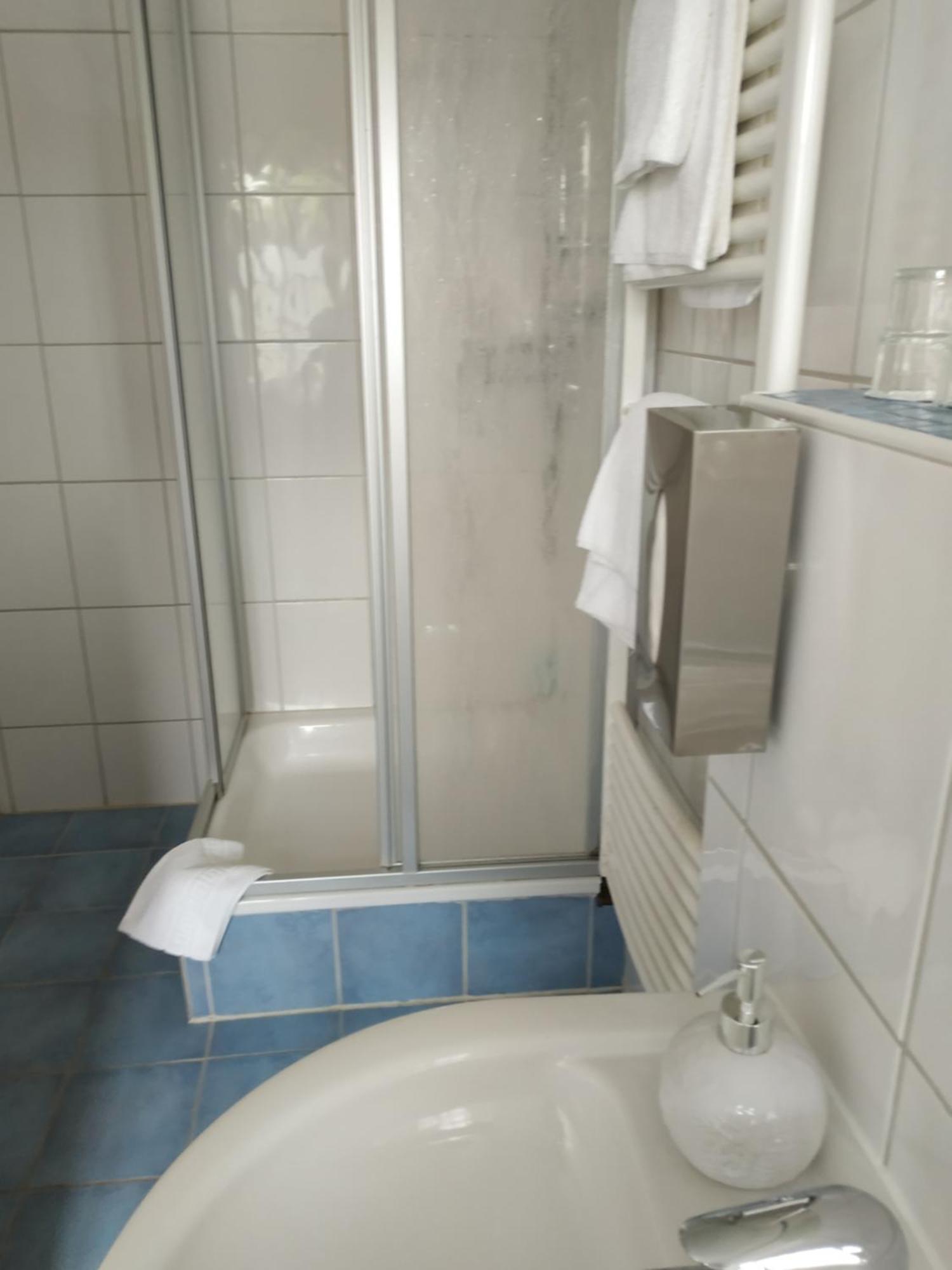 Stoevchen Cafe Hotel Papenburg Room photo